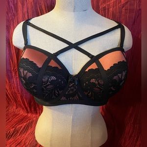 Torrid 40DD BRA NWOT